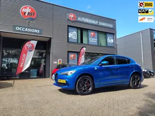 Alfa Romeo Stelvio 2.9 V6 Quadrifoglio| Panoramadak| Harman Kardon| Elektrische stoelen| Alcantara s