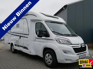 Etrusco T7400 QB, Queensbed, Hefbed, XL Garage