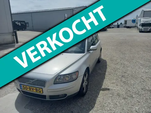Volvo V50 2.4 Momentum koppakking slecht