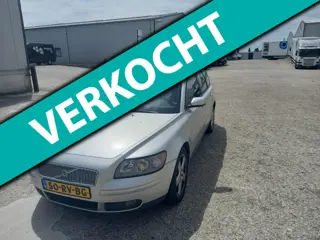 Volvo V50 2.4 Momentum koppakking slecht