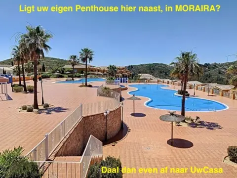 Uw eigen Penthouse in MORAIRA bij zee met parking en