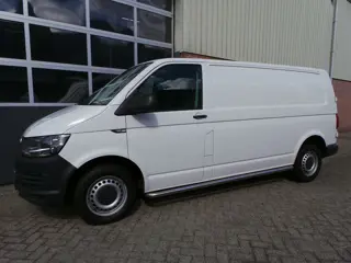 Volkswagen Transporter 2.0 TDI L2H1 104kw/141pk airco,cruise,trekhaak