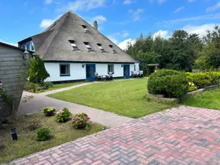 Rustig gelegen B&B met zeer ruime kamer en extra lang bed