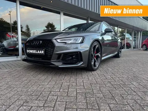 AUDI RS4 2.9 TFSI RS 4 Avant quattro Pro Line Plus