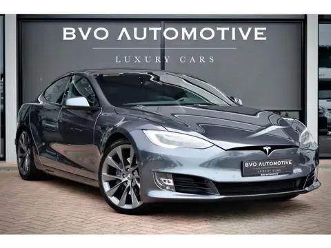 Tesla Model S 90D €22.270 ex btw Autopilot Pano Luchtvering Alcantara Sportstoelen Keyless