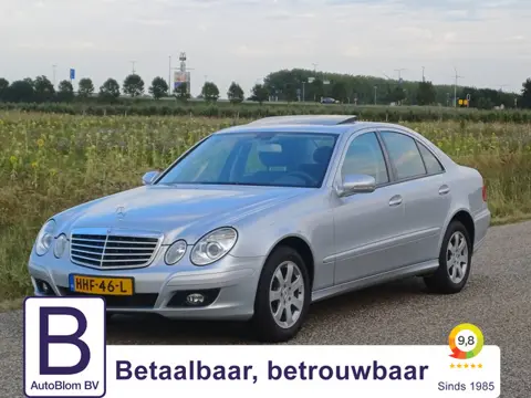 Mercedes-Benz E-Klasse 200 K. Classic /Prachtige auto!/Dealer onderh./Schuifdak/Cruise/Xenon/