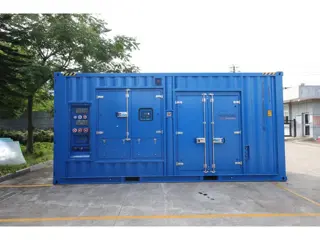 Cummins KTA 38 G5 Leroy Somer 1250 kVA Silent generatorset in 20 ft container New !