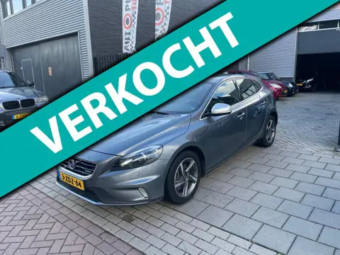 Volvo V40 2.0 D4 Momentum Business R-Design Trekhaak Airco NAP APK