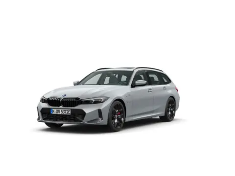 BMW 3 Serie Touring 330e | 19 Inch | M-Sportpakket Pro | Innovation Pack | Comfort Pack | Panoramada
