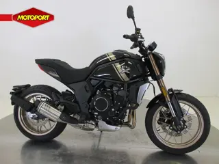 CFMOTO 700 CL-X HERITAGE (bj 2025)