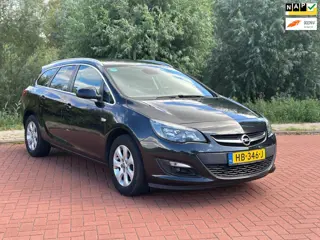 Opel Astra Sports Tourer 1.6 CDTi Business + Nap/Navi/Dealer onderhouden