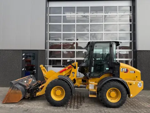 Caterpillar 908 (bj 2023)