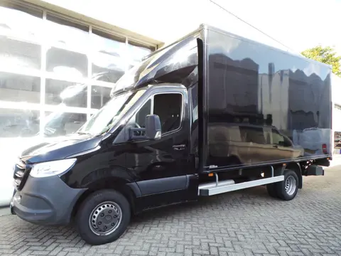 Mercedes-Benz Sprinter 516 2.2 CDI Aut.Bakwagen+Laadklep Airco,Cruise,Enz Lang 440cm Breed 214cm Hoo