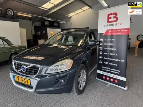 Volvo XC60 2.4D Momentum Automaat- Zeer nette auto-