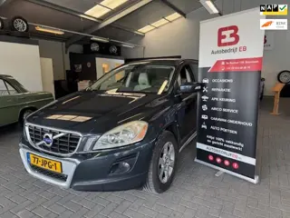 Volvo XC60 2.4D Momentum Automaat- Zeer nette auto-