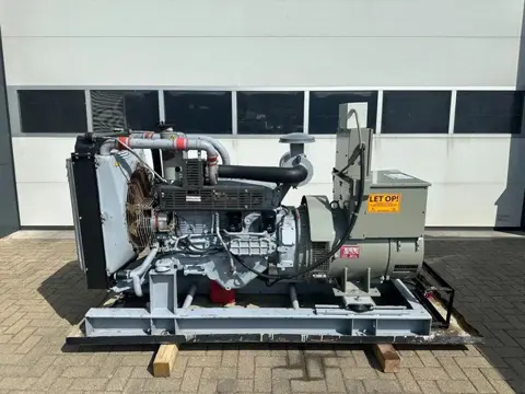 Iveco GE 8061 SRI 25.05 Leroy Somer 125 kVA generatorset