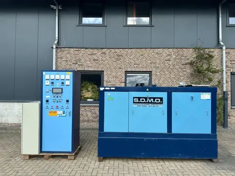 SDMO VM Leroy Somer 30 kVA Silent noodstroom generatorset