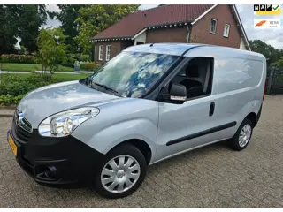 Opel Combo 1.4i Turbo 120 PK met Airco, Zijdeur, PDC, 6-Bak !