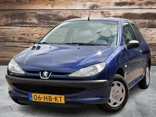 Peugeot 206 1.1 XN (bj 2001)