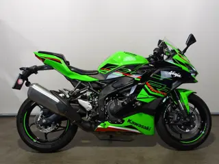 Kawasaki ZX-4 RR (bj 2023)