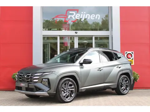 Hyundai Tucson 1.6 T-GDI PHEV 252PK 20TH ANNIVERSARY+SKY *NIEUW* | PANORAMISCH SCHUIF/KANTELDAK | ST