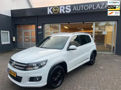 Volkswagen Tiguan 1.4 TSI Comfort&Design 4Motion