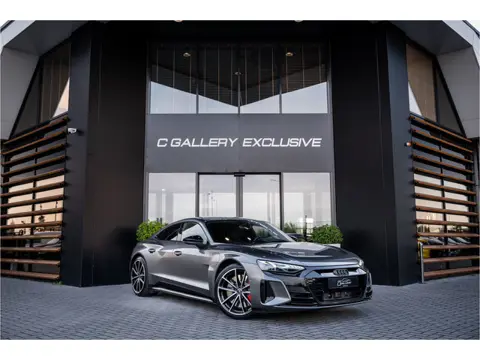 Audi e-tron GT RS 93 kWh - Panorama | Luchtv. | Carbon | Massage | Stoelkoeling |