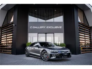 Audi e-tron GT RS 93 kWh - Panorama | Luchtv. | Carbon | Massage | Stoelkoeling |