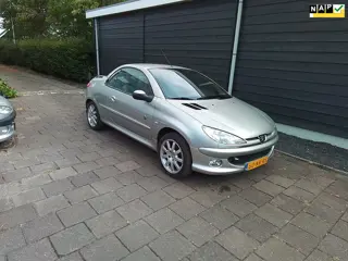 Peugeot 206 CC 1.6-16V Roland Garros airco ecc automaat
