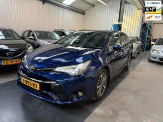 Toyota Avensis Touring Sports 1.8 VVT-i Lease Pro RECHTSGESTUURD/AUT/NAVI/CLIMA