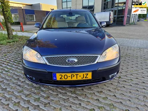 Ford Mondeo 2.5 V6 Ghia Executive Bj.2004 Kmst.287364 met APK tot28-08-2026