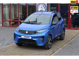 Aixam Brommobiel e Crossover SUV met webasto standkachel camera demo nieuw prijs E 22000.- nu voor 1