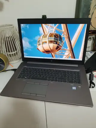 HP Zbook i7 17 G6 RTX 4000 / 32GB / 1 Terabyt / Azerty!!