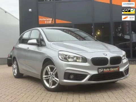BMW 2-serie Active Tourer 225i/sportline/automaat/stoelver/pdc/trekhaak