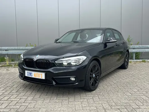 BMW 1-serie 118i Centennial Executive Navi / Stoel Verw. / PDC voor en achter