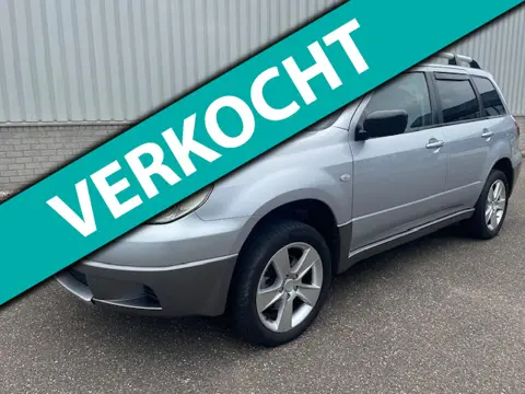 Mitsubishi Outlander 2.0 Invite plus