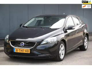 Volvo V40 1.6 T4 Kinetic Navigatie/Parkeersensor/Stoelverwarming