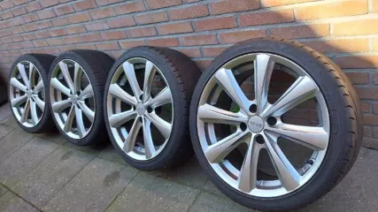 Toora Strada T954 4x108 17 inch