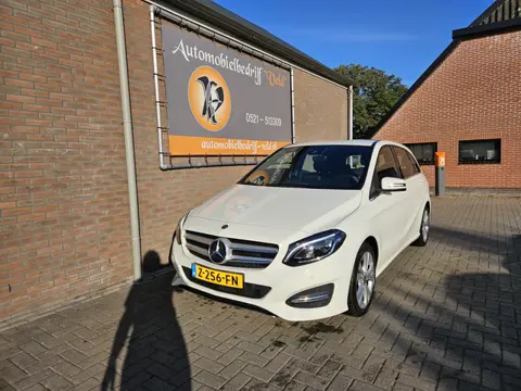 Mercedes-Benz B-Klasse 220 4MATIC (bj 2018, automaat)