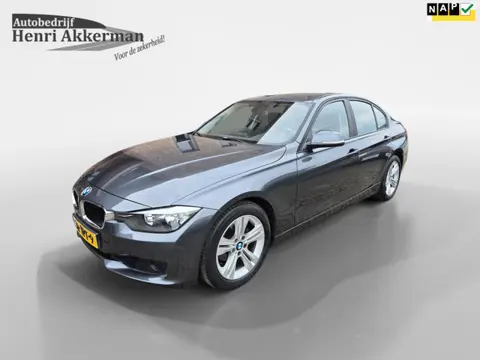 BMW 3-serie 320i Executive | automaat | 115.000 km | Nederlandse auto