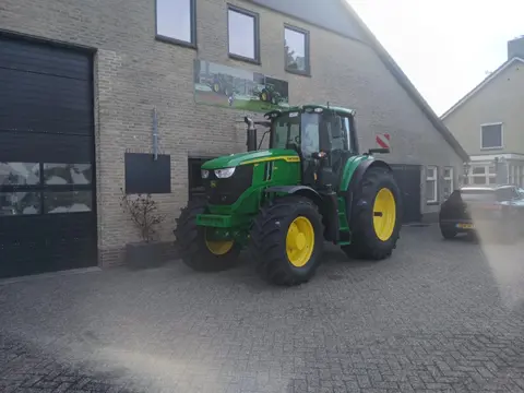John Deere 6M230 (bj 2025)