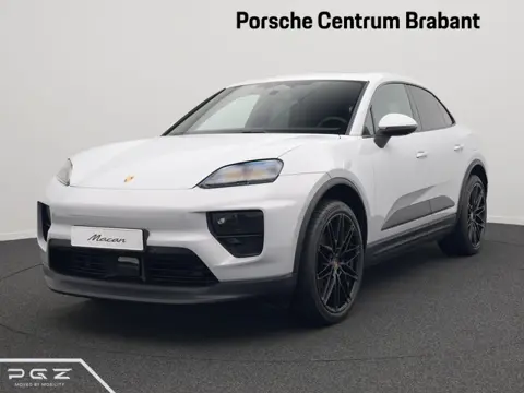Porsche Macan 4