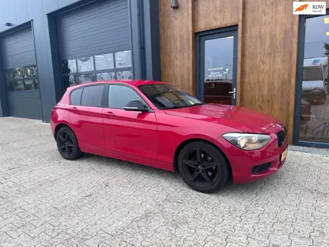 BMW 1-serie 114i EDE pdc trekhaak sportieve hatchbak !!