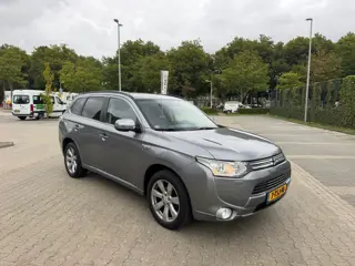 Mitsubishi Outlander 2.0 PHEV Instyle+