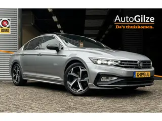 Volkswagen Passat 1.5 TSI Automaat R-Line Facelift l Pano l Virtual Cockpit l Camera l NAP