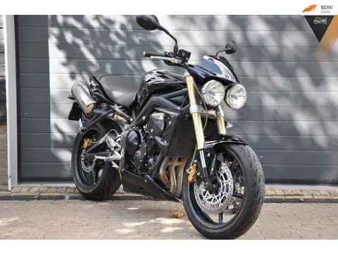 Triumph Street Triple 675