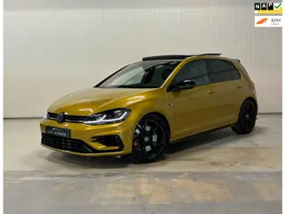 Volkswagen Golf 2.0 TSI 4Motion R | PANO | DYNAUDIO | REMUS UITLAAT | DCC | KURKUMA GEEL