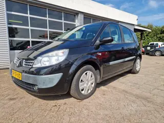 Renault Scénic 1.6-16V Dynamique Comfort ( EXPORTPRIJS)
