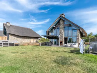 Luxe duurzame villa met Hottub vlakbij van De Koog