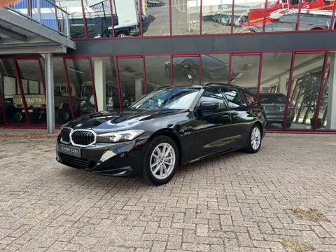 BMW 3 Serie Touring 320e | NL auto | Widescreen |